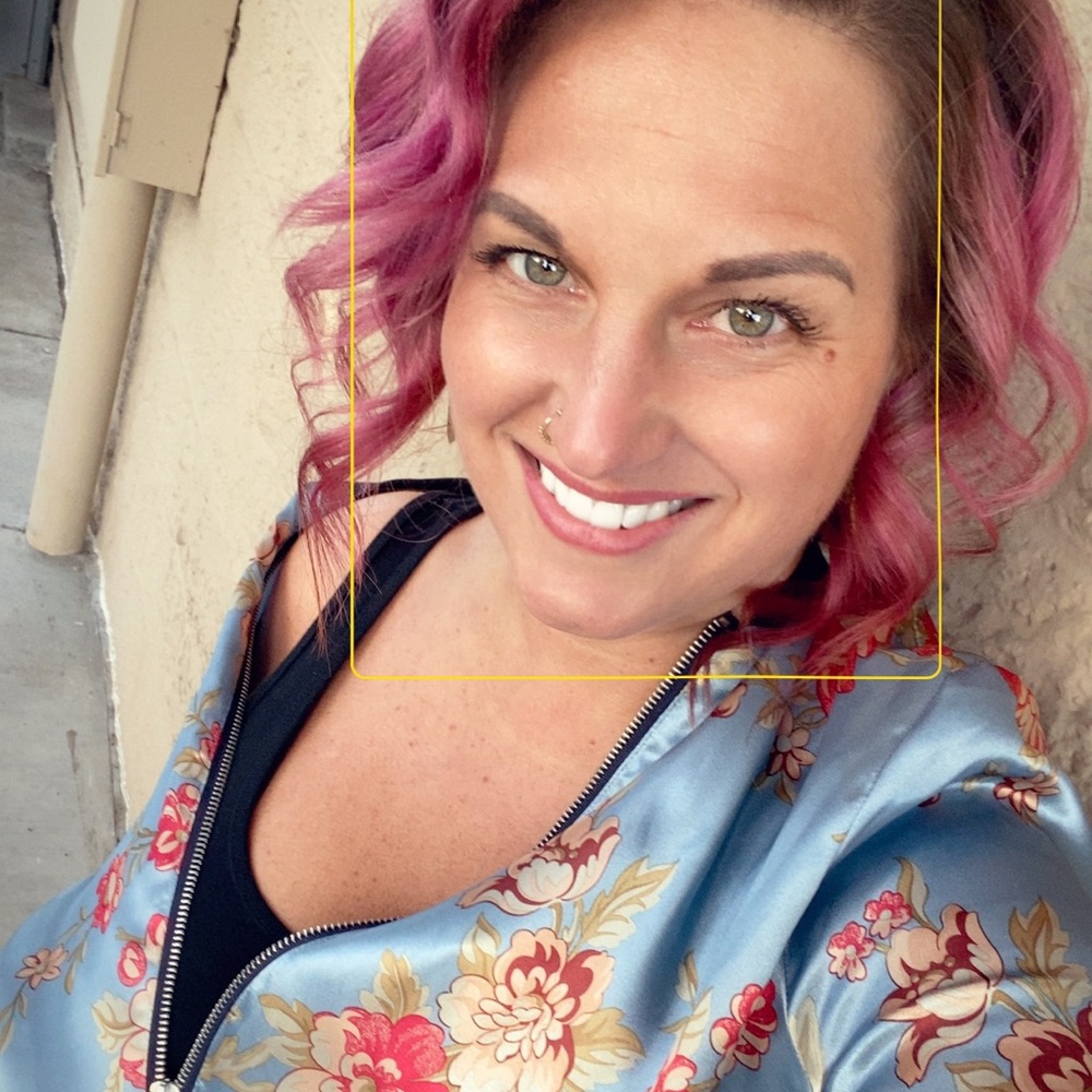 Meet your Posher, Genevieve